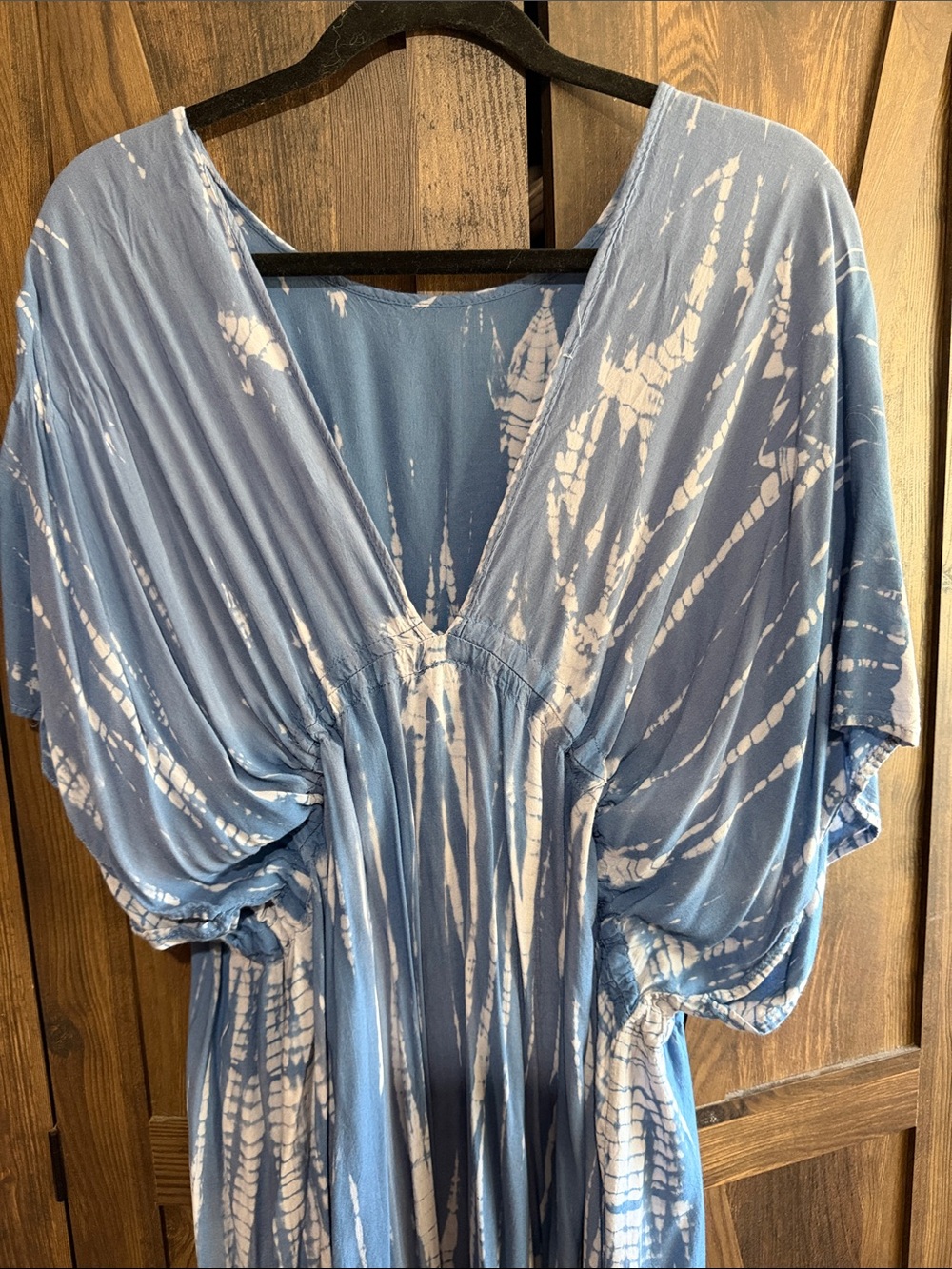 Blue Tie-Dye Maxi Dress with V-Neck